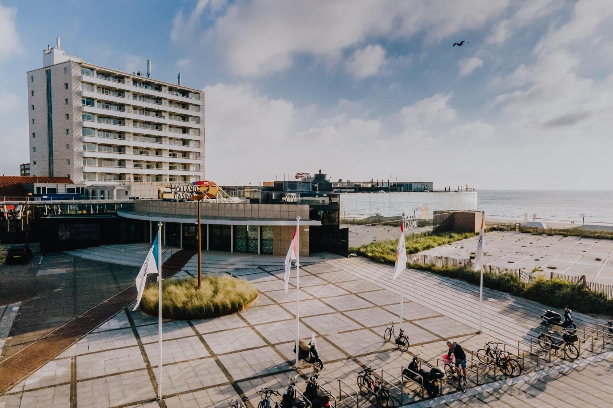 Апартаменты La Casa Alba With Private Parking Зандфорт Экстерьер фото